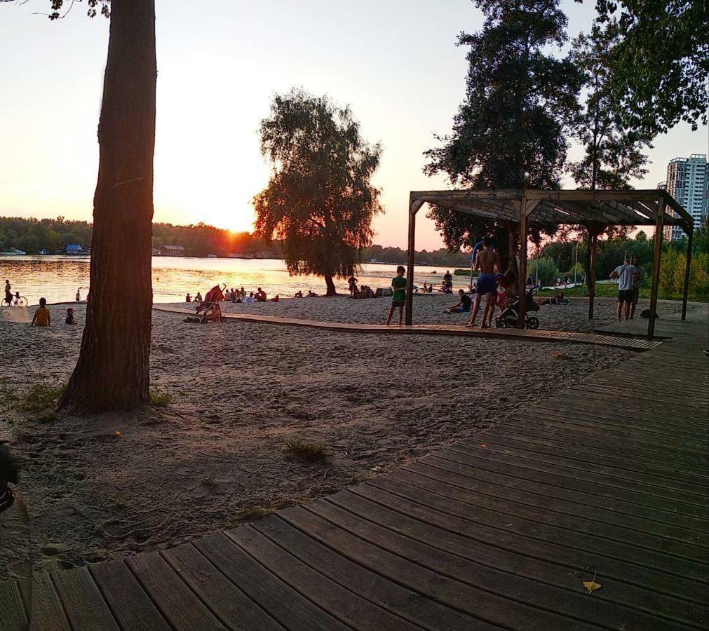 Apartments On Mykilska-Slobidka Kiev Buitenkant foto